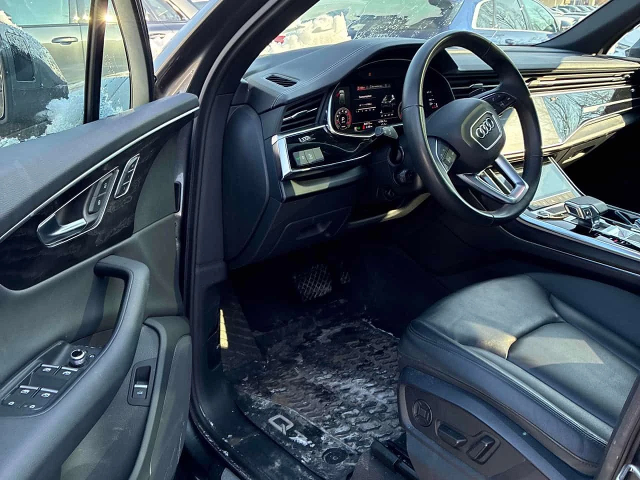 Audi Q7 Komfort /ПОДГРЕВИ/360 CAM/ПАНОРАМА/, снимка 5 - Автомобили и джипове - 54161936