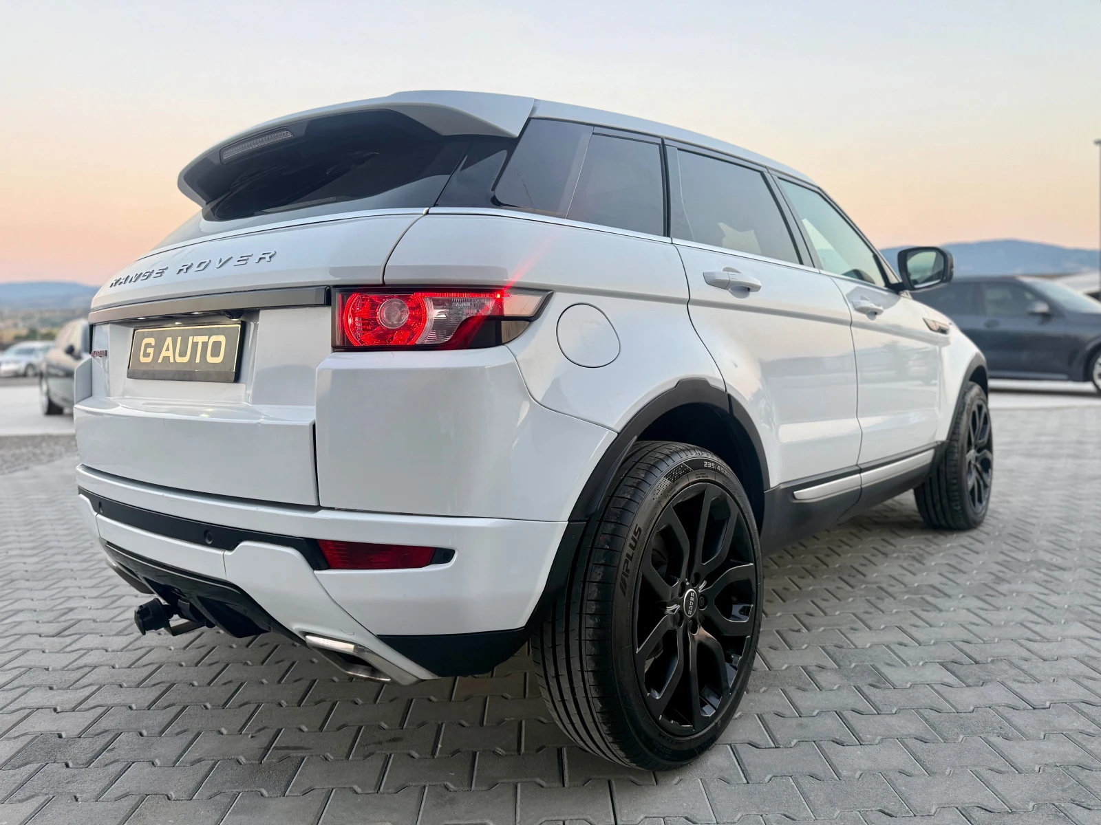 Land Rover Range Rover Evoque 2.2sd4 FULL Собствен лизинг !!!, снимка 5 - Автомобили и джипове - 55636176