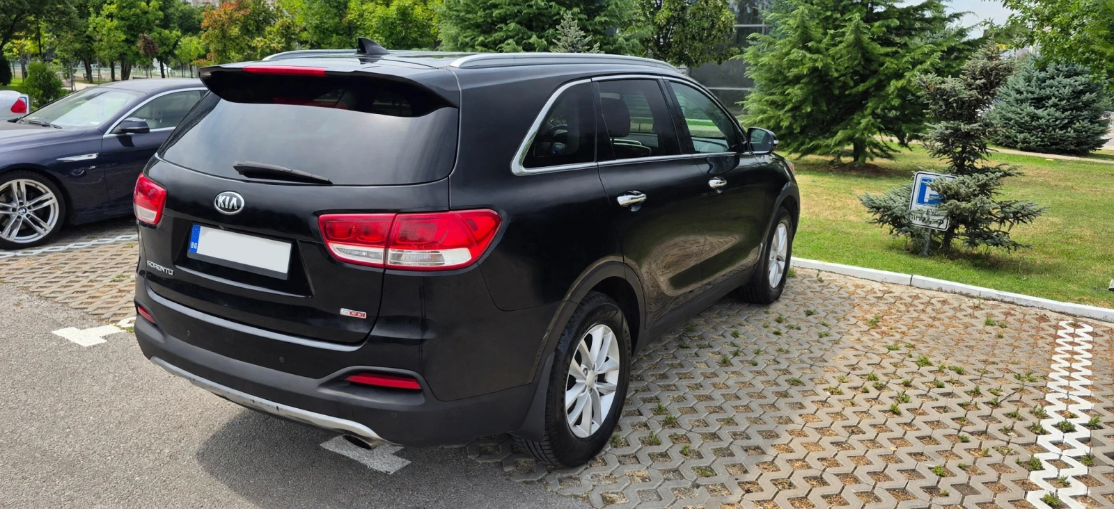Kia Sorento 2.0 Турбо 4х4, снимка 3 - Автомобили и джипове - 55675533