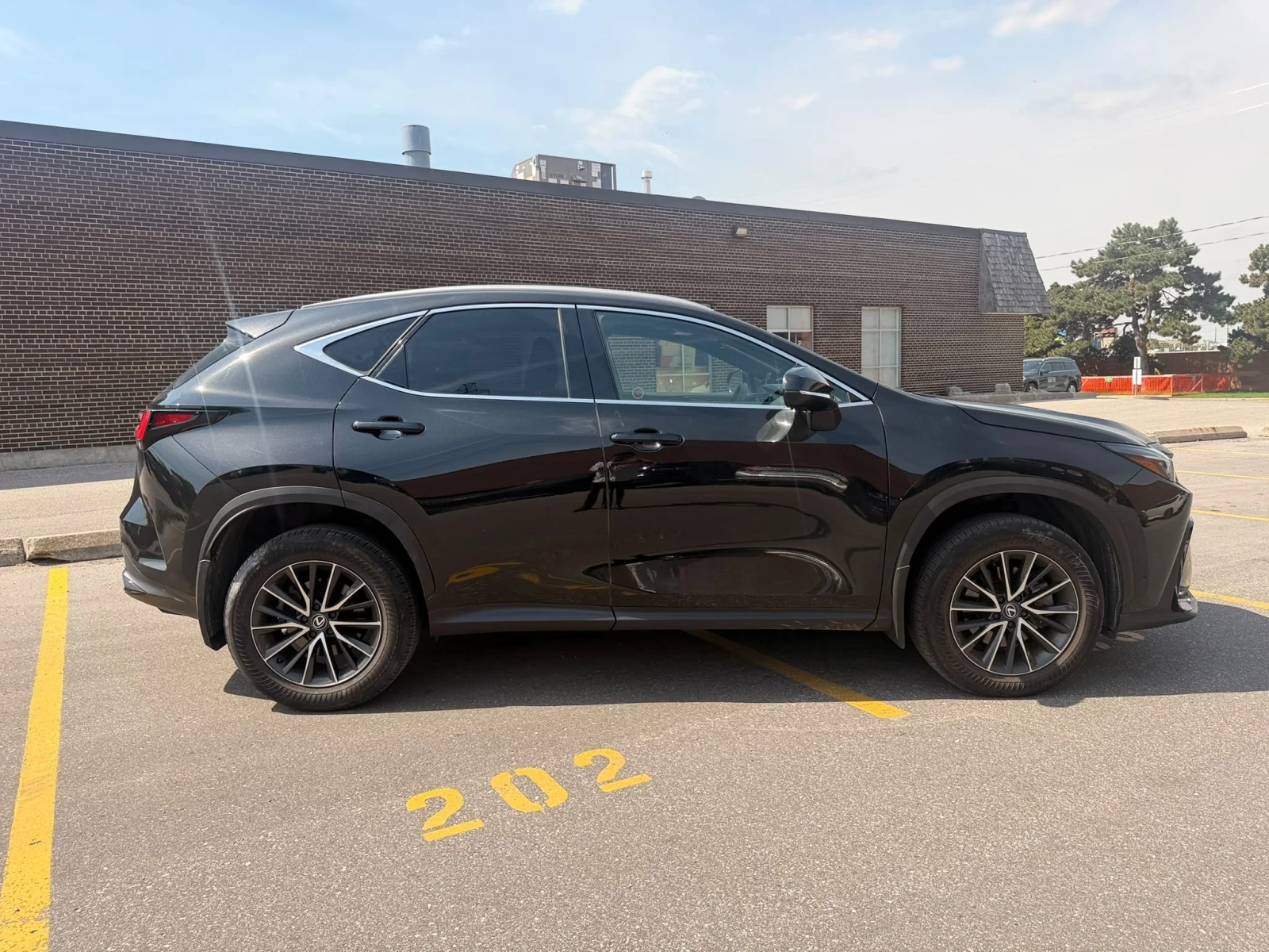 Lexus NX * 350 * CARFAX * , снимка 3 - Автомобили и джипове - 55994976