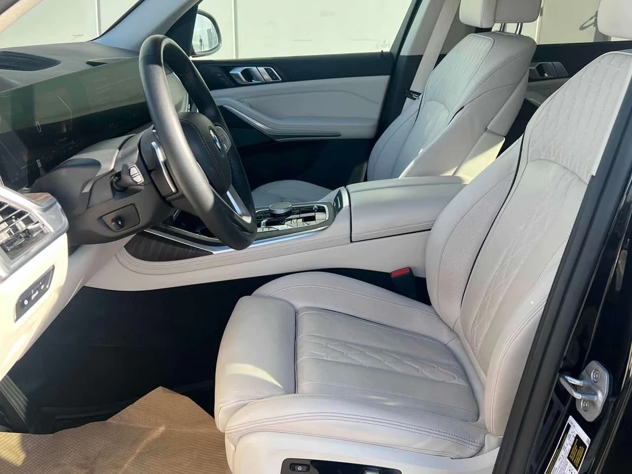 BMW X7 * xDrive40i * CARFAX * ����� �� ����������� | Mobile.bg � ����������� 10