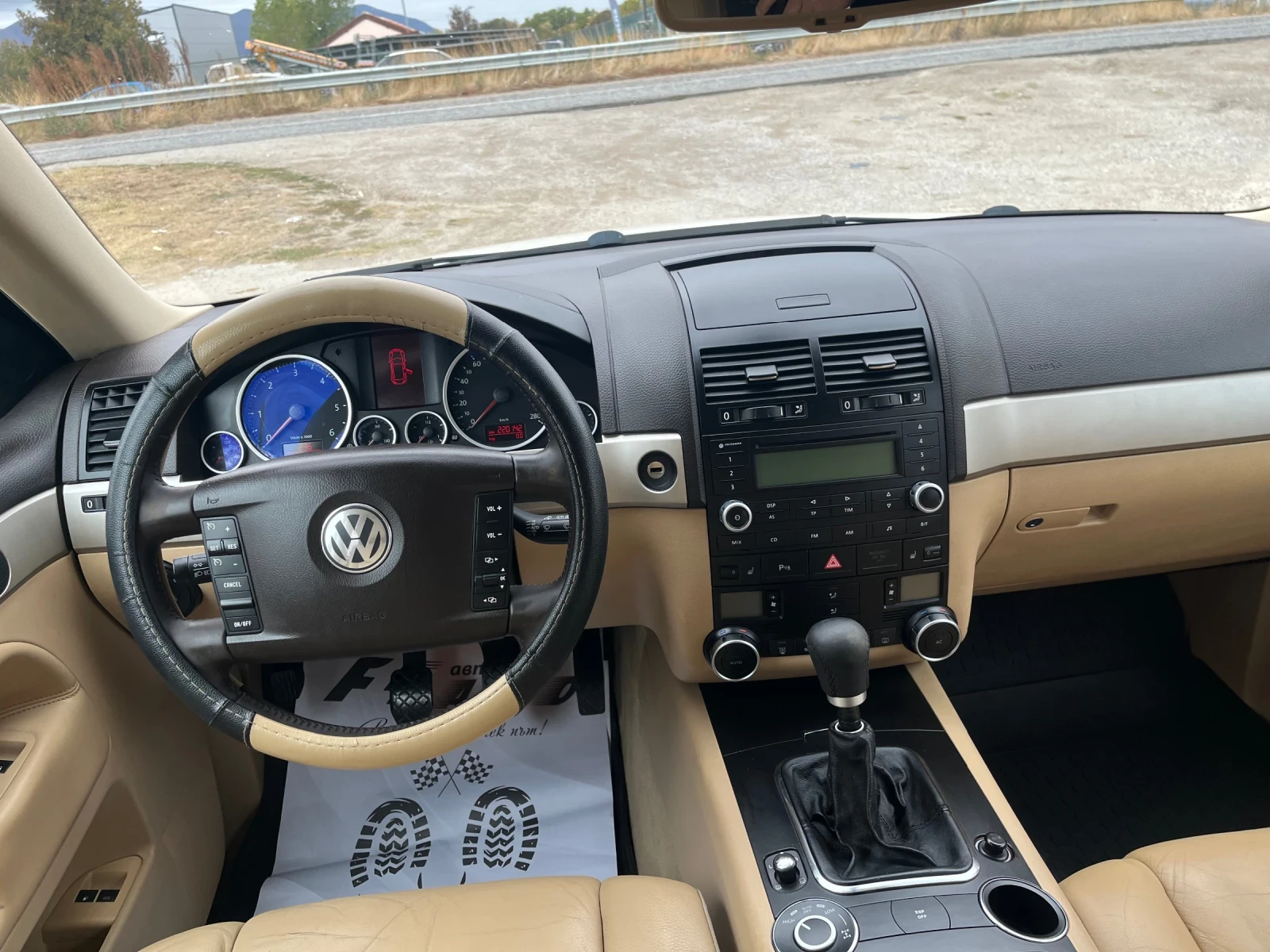 VW Touareg 2.5TDI ITALIA, снимка 8 - Автомобили и джипове - 56469862