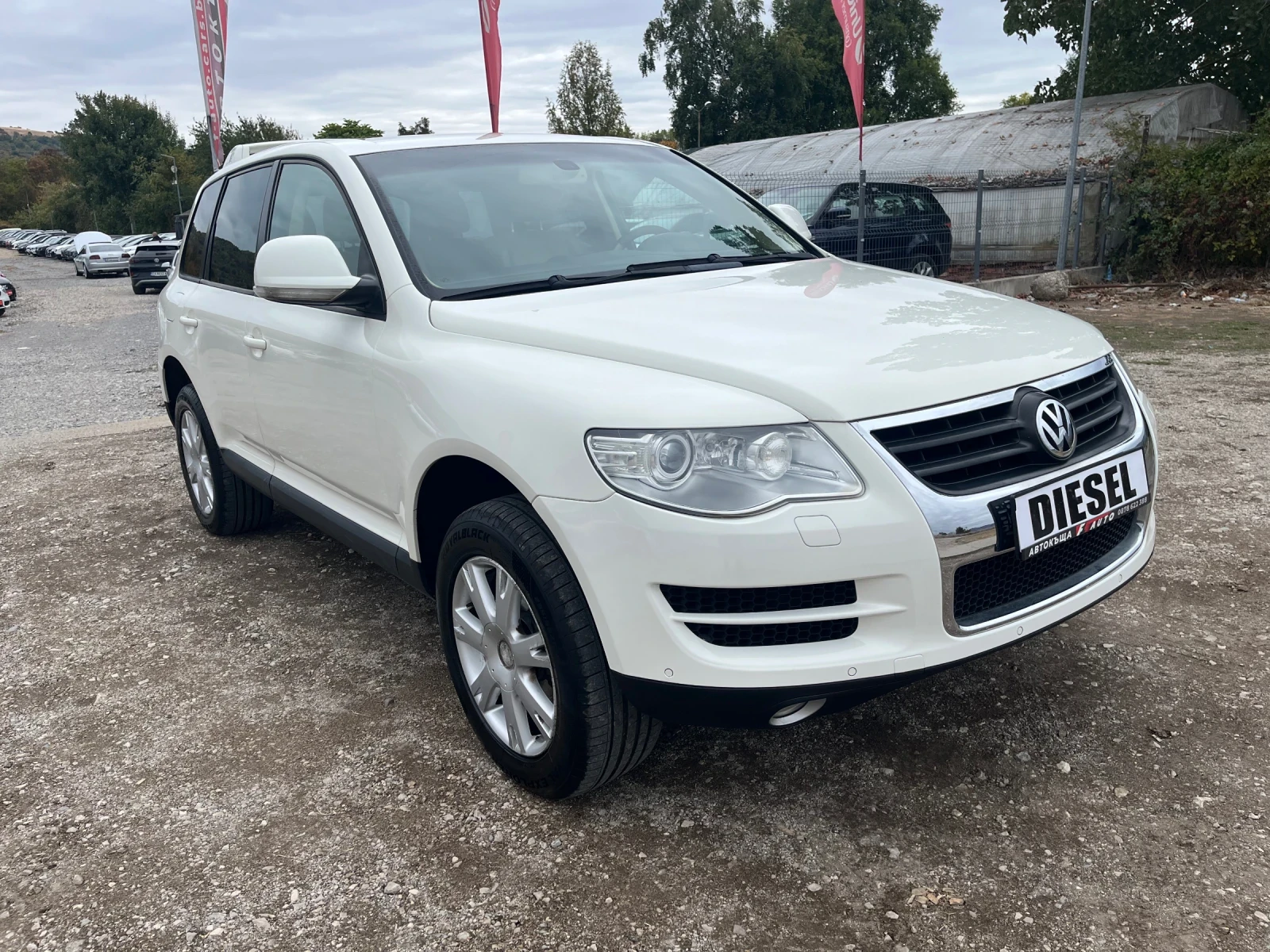 VW Touareg 2.5TDI ITALIA, снимка 3 - Автомобили и джипове - 56469862