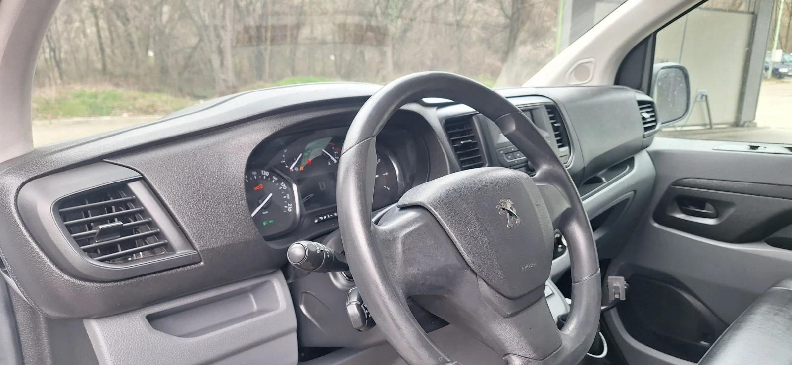 Peugeot Expert HDI AUTOMAT 177PS, снимка 8 - Бусове и автобуси - 54070943