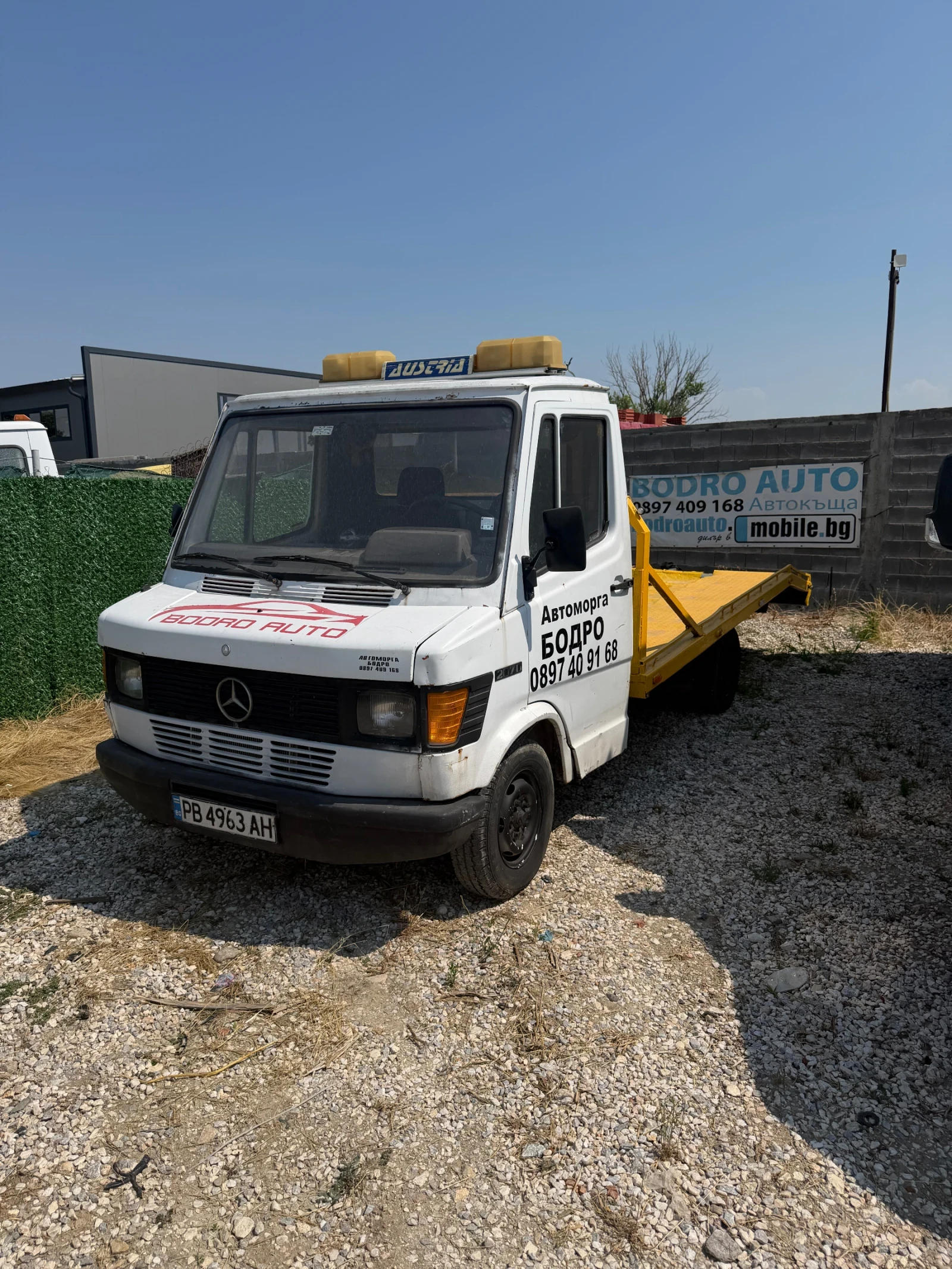 Mercedes-Benz 207 Пътна ппмощ, снимка 2 - Камиони - 55056784