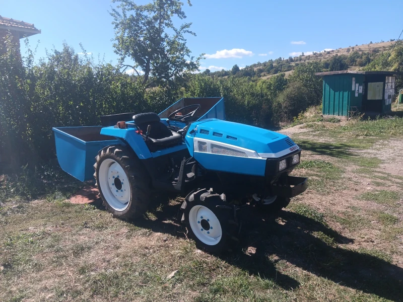 Трактор ISEKI, снимка 2 - Селскостопанска техника - 52230050