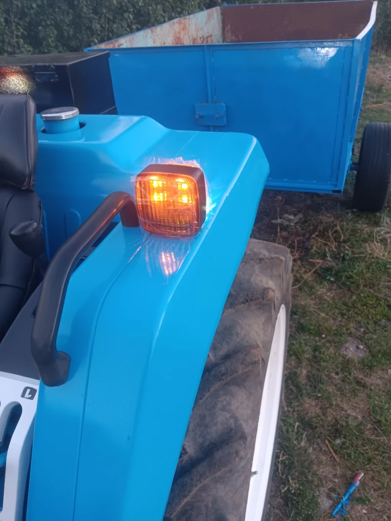 Трактор ISEKI, снимка 10 - Селскостопанска техника - 52230050