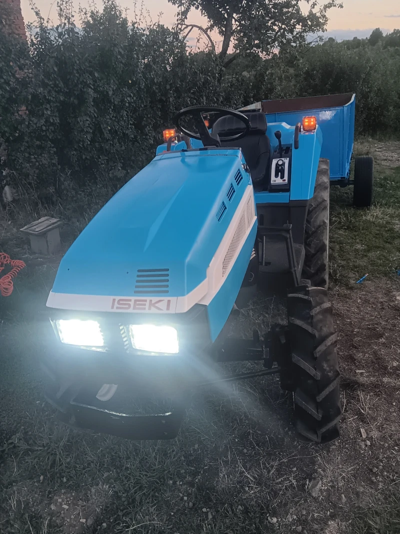 Трактор ISEKI, снимка 11 - Селскостопанска техника - 52230050