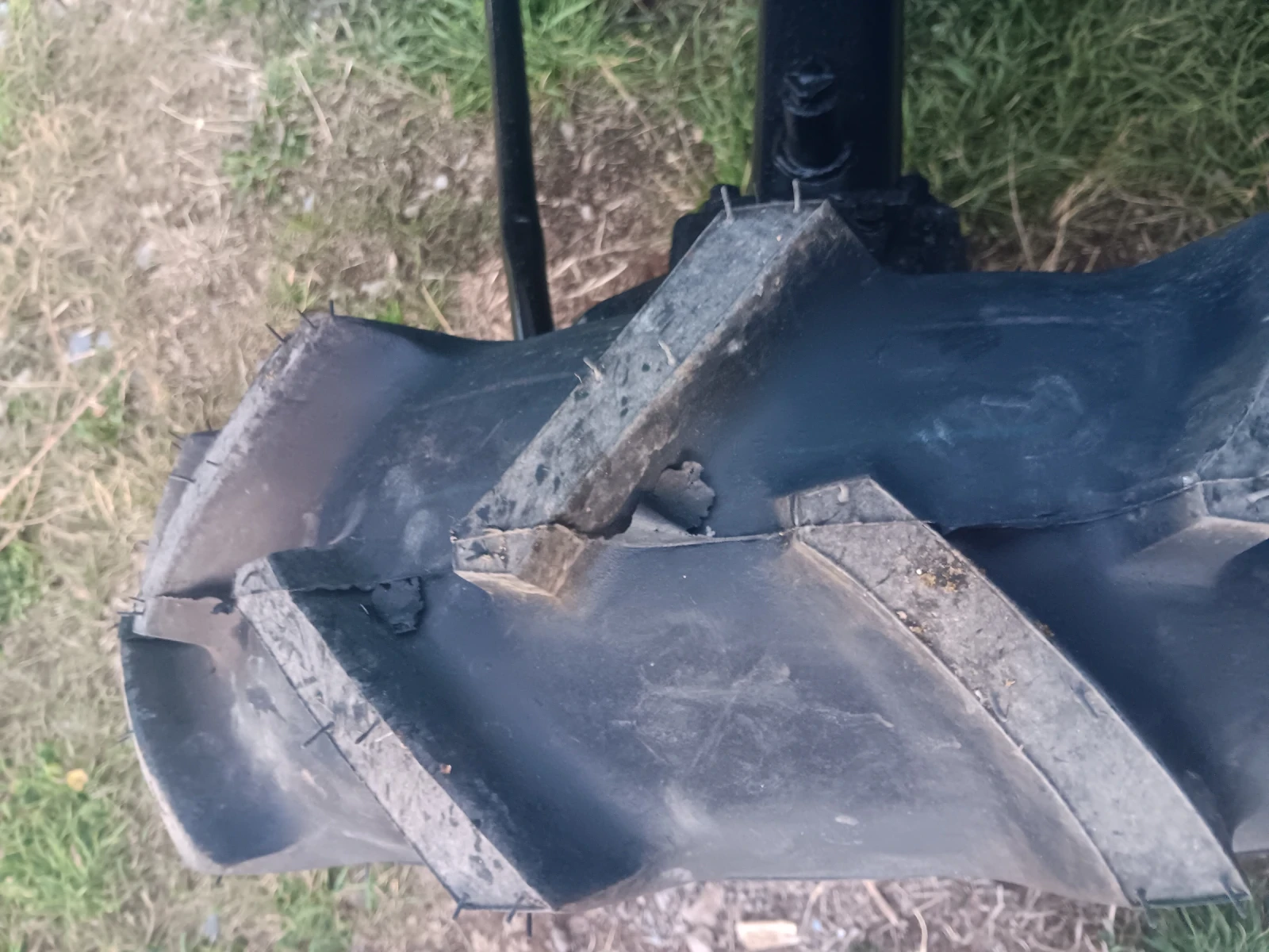  ISEKI | Mobile.bg   12