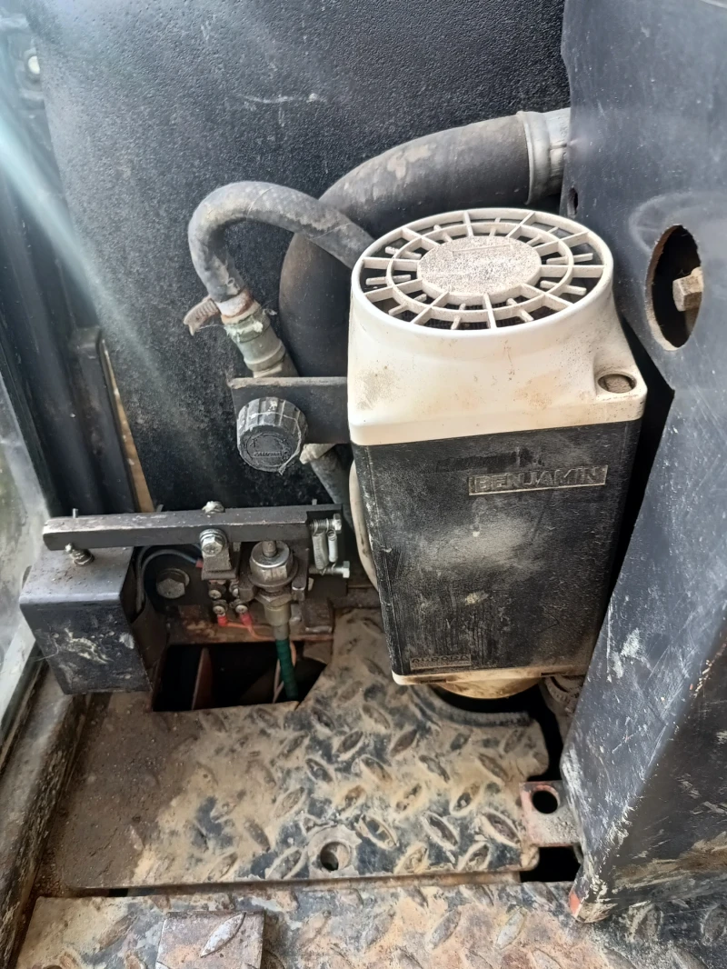 Багер Atlas R 404, снимка 7 - Индустриална техника - 53575807