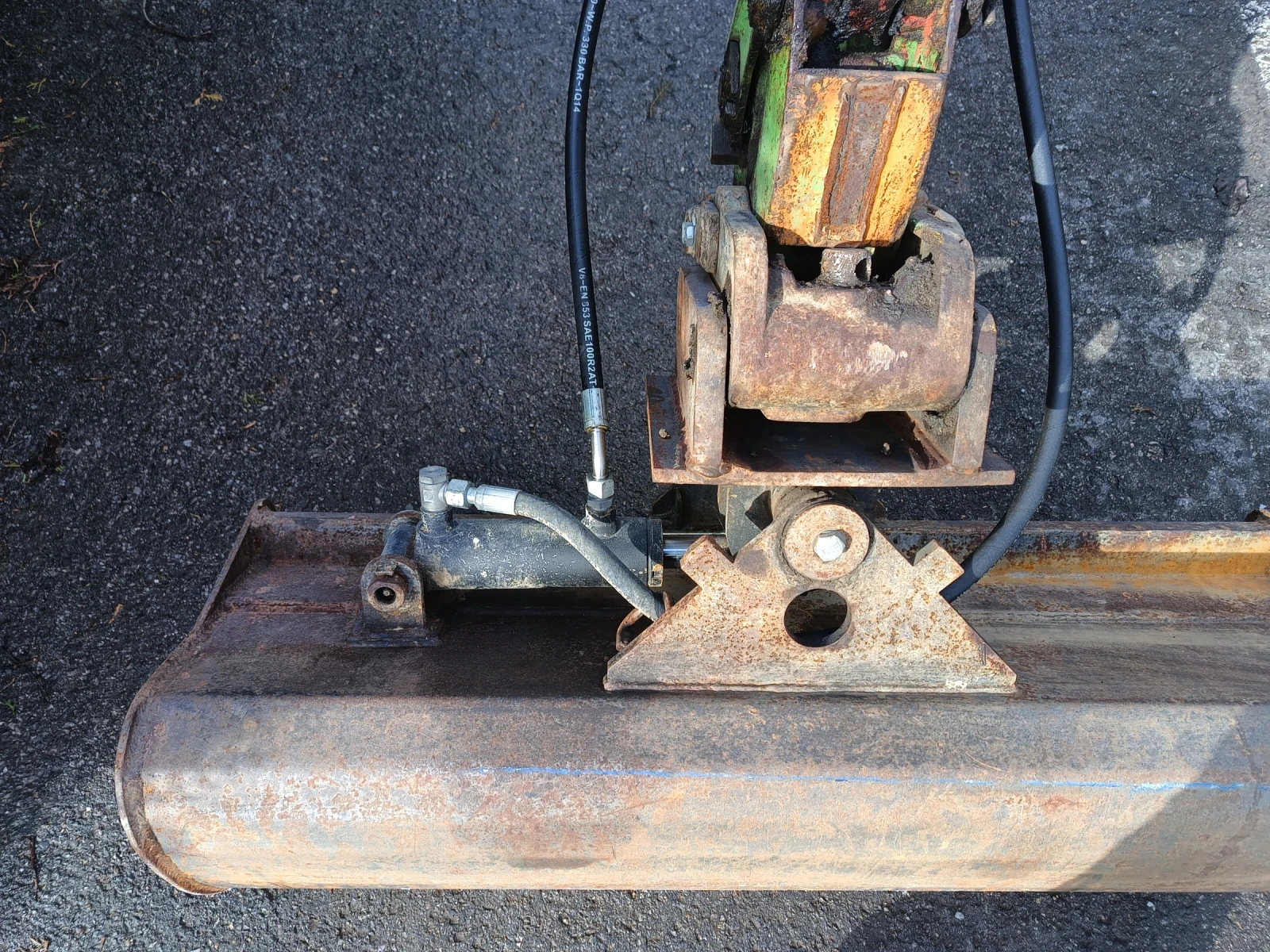 ����� Atlas R 404 | Mobile.bg � ����������� 12