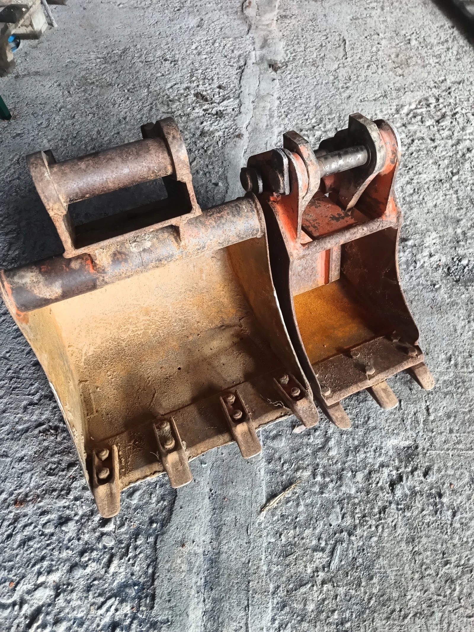 ����� Atlas R 404 | Mobile.bg � ����������� 15