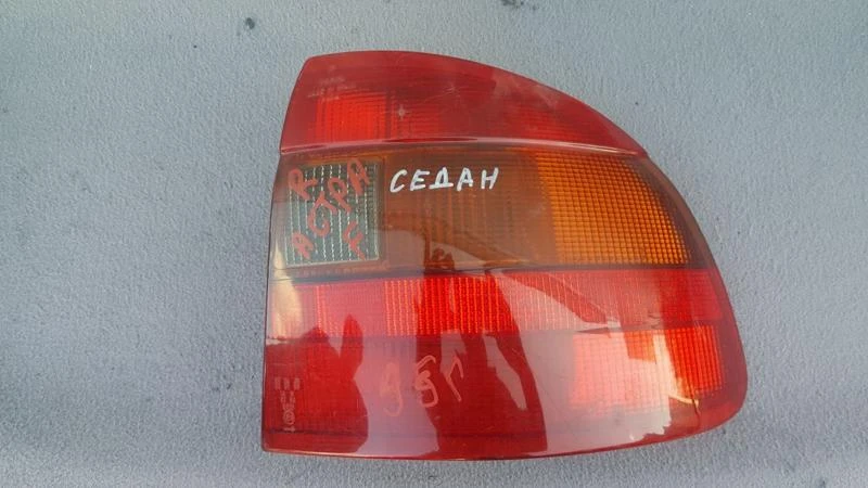 Стоп десен OPEL ASTRA F SEDAN 1996, снимка 1 - Части - 32164897