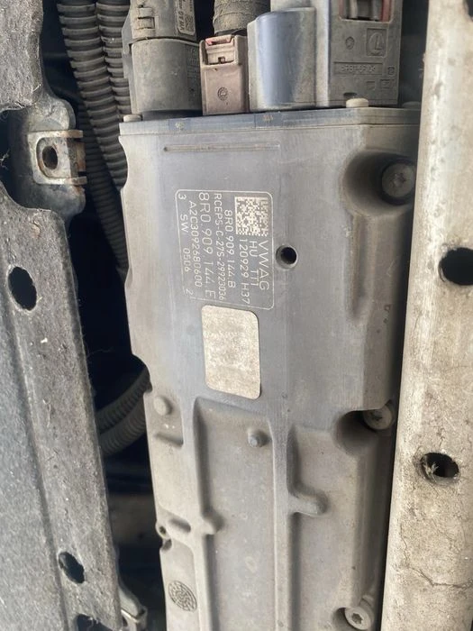 Платка за Електрическа кормилна рейка AUDI Q5 8R 8R0909144b 8R0909144E