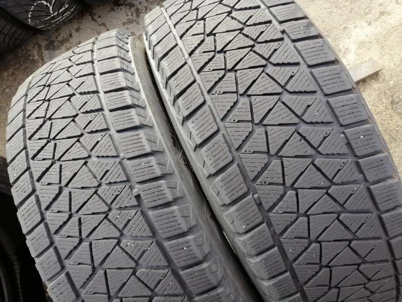 Гуми Зимни 215/65R16, снимка 2 - Гуми и джанти - 34855807