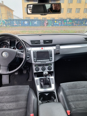 VW Passat 2.0TDI, снимка 7 - Автомобили и джипове - 43816338