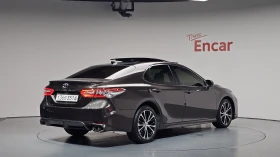 Toyota Camry 2.5 SPORT EDITION* DISTR* PANO* ПОДГРЕВ* ФИКС ЦЕНА | Auto.bg — изображение 2