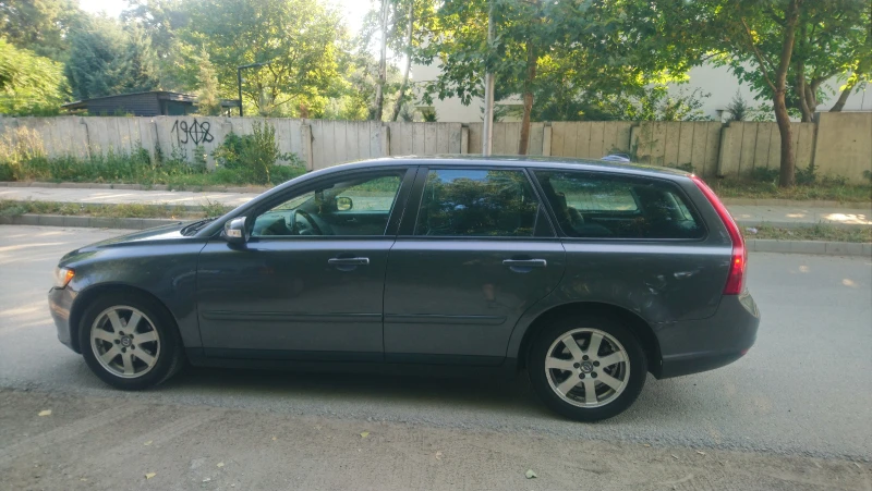 Volvo V50, снимка 1 - Автомобили и джипове - 46070406