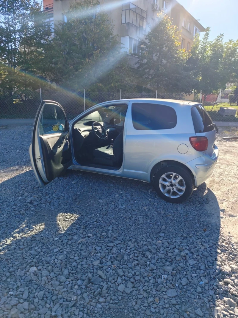 Toyota Yaris 1, 3, снимка 13 - Автомобили и джипове - 47696630