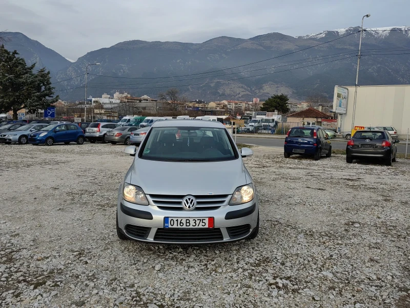 VW Golf Plus 1.9/Без ръжди/нови гуми , снимка 1 - Автомобили и джипове - 48418654