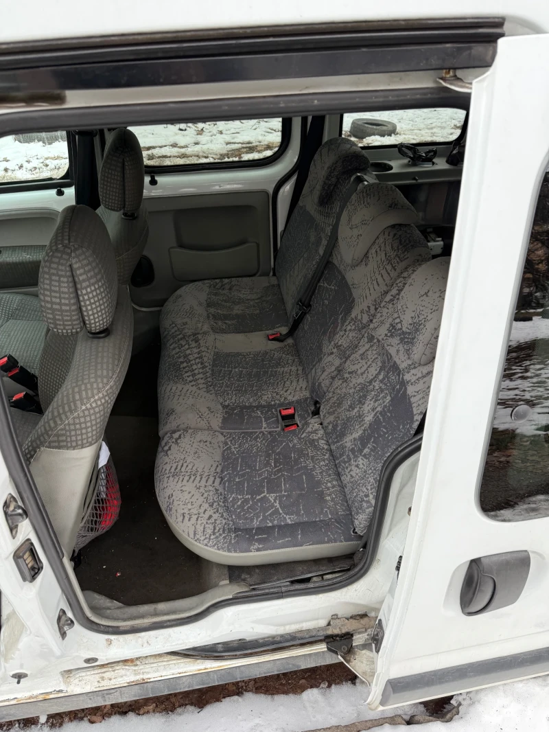 Renault Kangoo, снимка 12 - Автомобили и джипове - 49256055