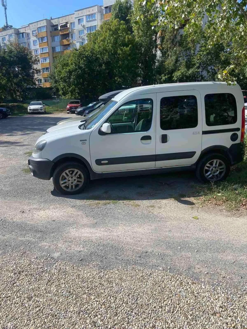 Renault Kangoo, снимка 1 - Автомобили и джипове - 49256055