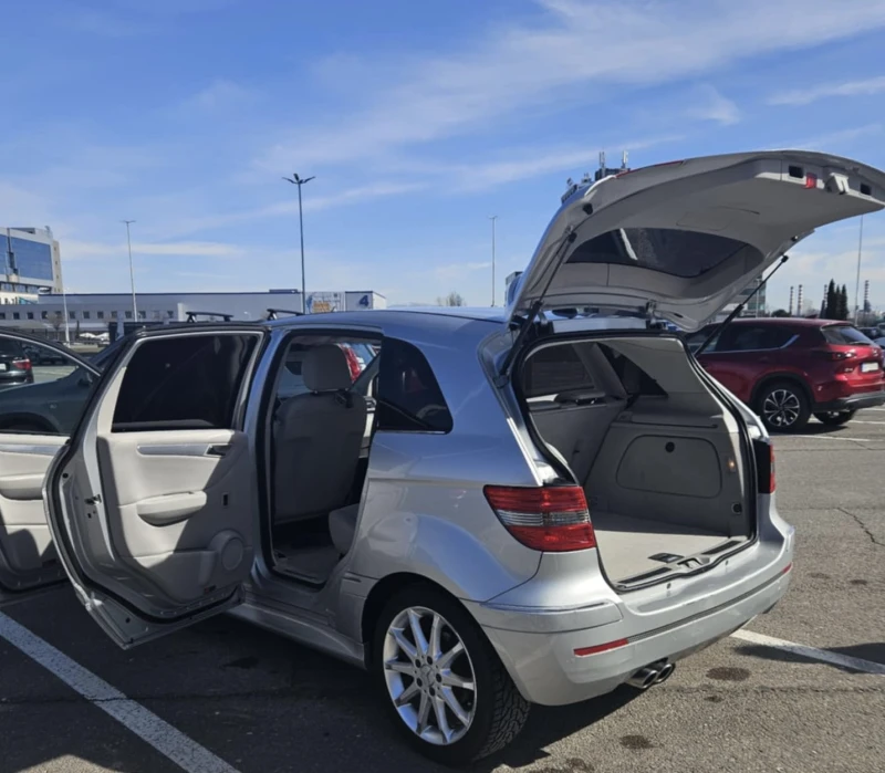 Mercedes-Benz B 200, снимка 8 - Автомобили и джипове - 49430654