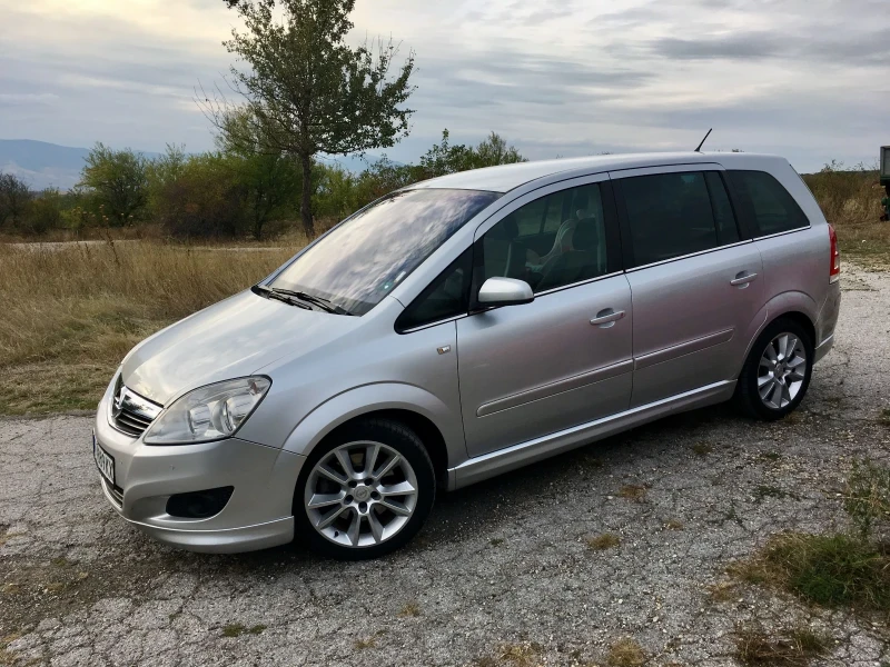 Opel Zafira 1.9 cdti 150cc.Космо, снимка 1 - Автомобили и джипове - 49440529