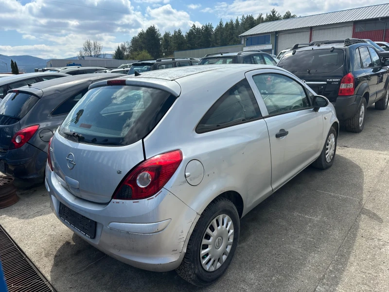 Opel Corsa 1.2i, снимка 3 - Автомобили и джипове - 49820091