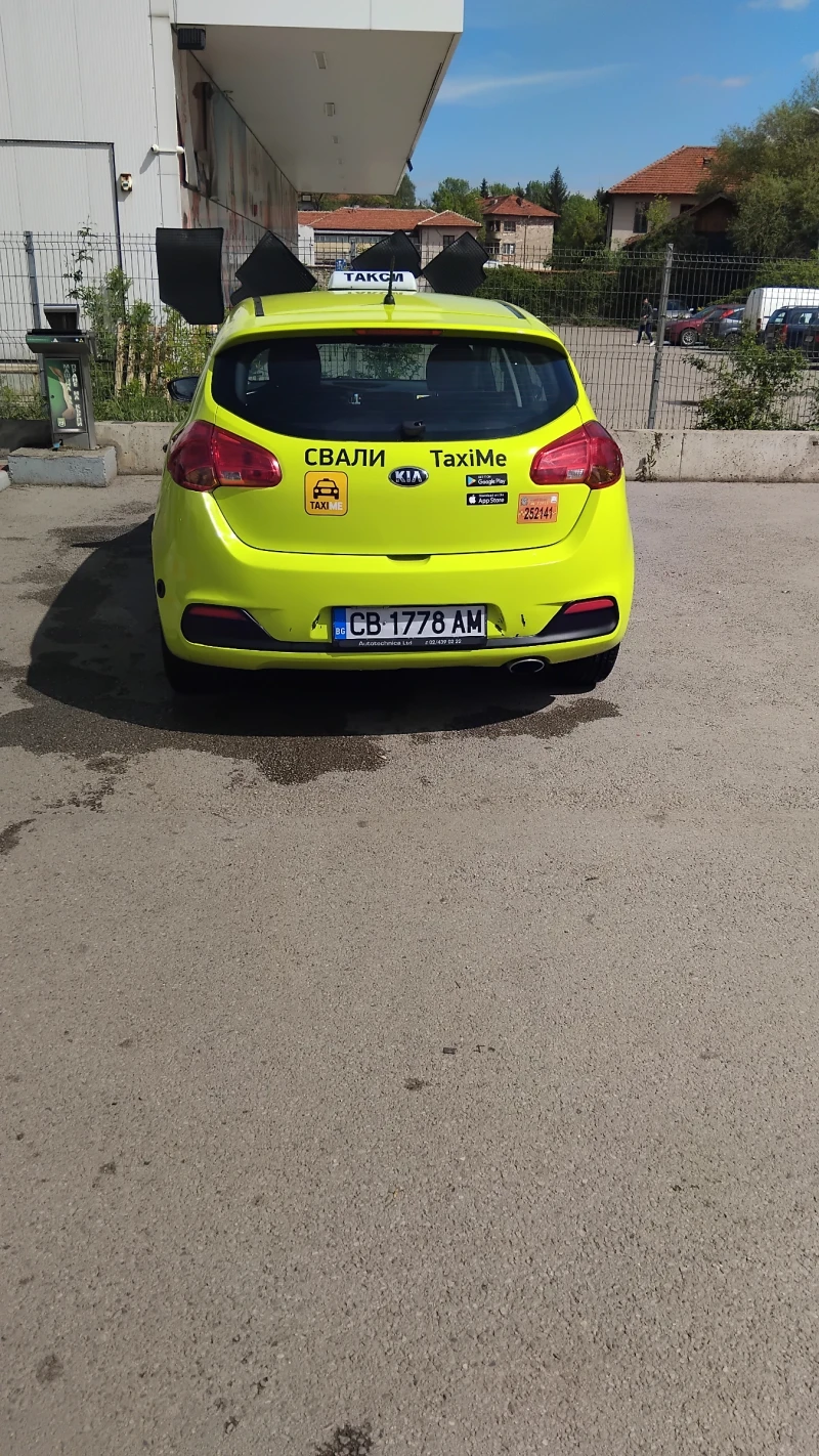 Kia Ceed, снимка 3 - Автомобили и джипове - 50215798