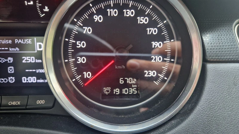 Peugeot 508 2.0, снимка 14 - Автомобили и джипове - 52327249