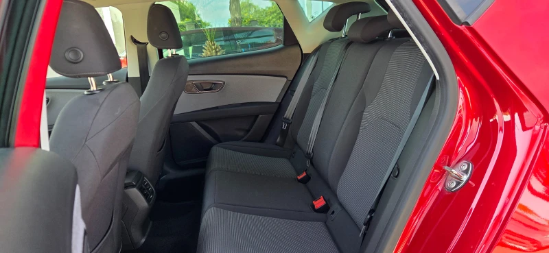 Seat Leon 73779км., снимка 9 - Автомобили и джипове - 51611896