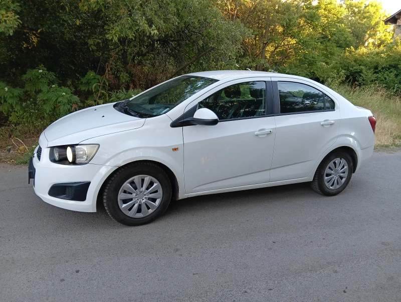 Chevrolet Aveo, снимка 3 - Автомобили и джипове - 52680551