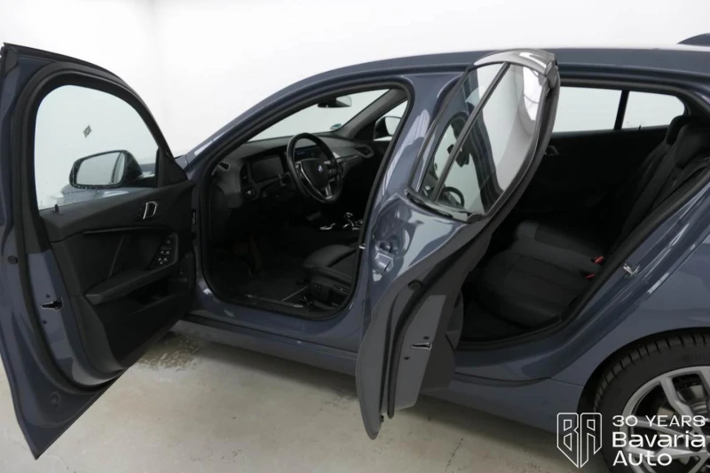 BMW 120 i Steptronic Sport Line, снимка 5 - Автомобили и джипове - 53073670