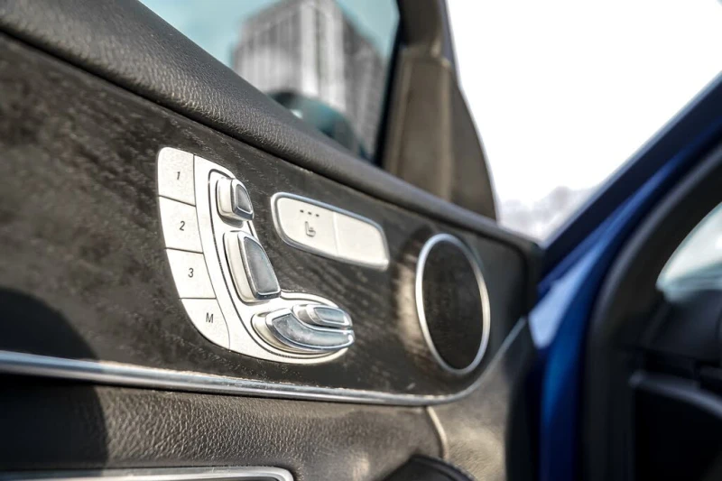 Mercedes-Benz C 300 Sedan* 4MATIC* АвтоКредит* (ЦЕНА ДО БГ), снимка 8 - Автомобили и джипове - 53207267