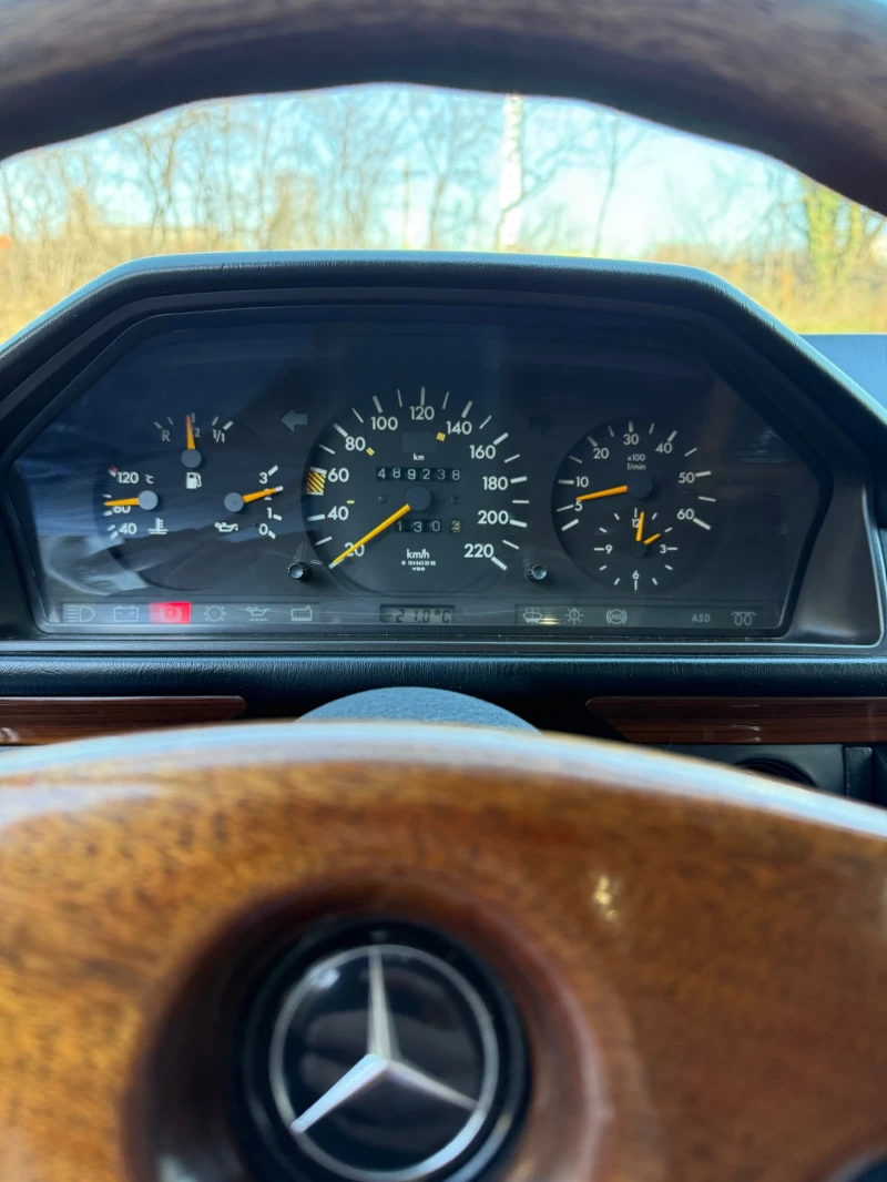 Mercedes-Benz 124 Е300, снимка 7 - Автомобили и джипове - 53417126