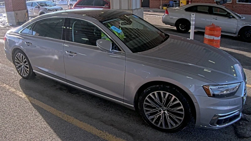 Audi A8 L 3.0T, снимка 3 - Автомобили и джипове - 53490886