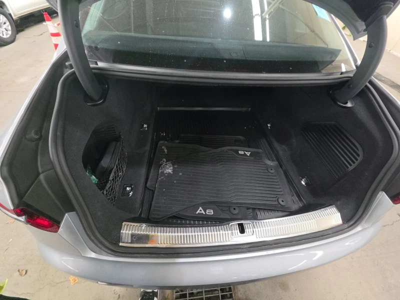 Audi A8 L 3.0T, снимка 17 - Автомобили и джипове - 53490886
