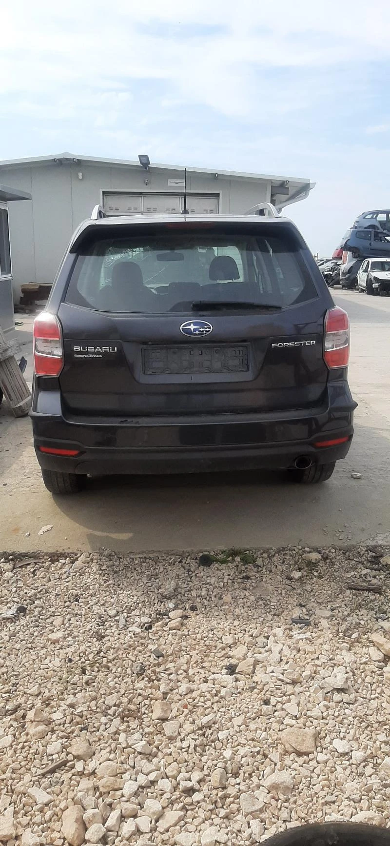 Subaru Forester 2.0i, снимка 2 - Автомобили и джипове - 36793314