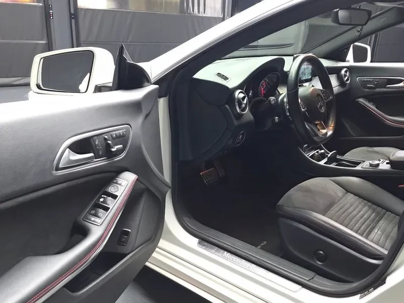 Mercedes-Benz CLA 250 4MATIC - САМО 30% АВАНС, снимка 10 - Автомобили и джипове - 56020176
