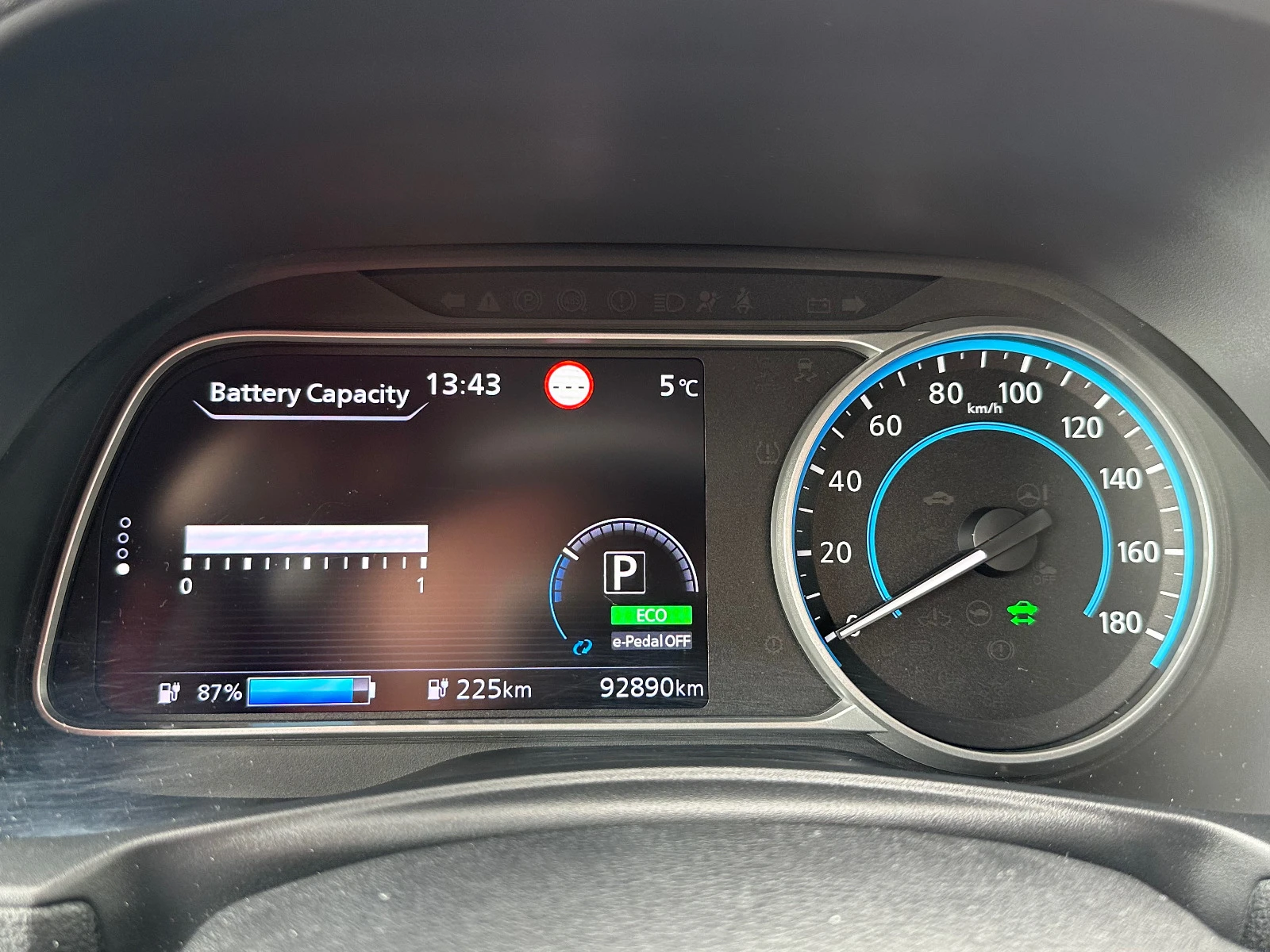 Nissan Leaf  PRO PILOT | Mobile.bg — изображение 16