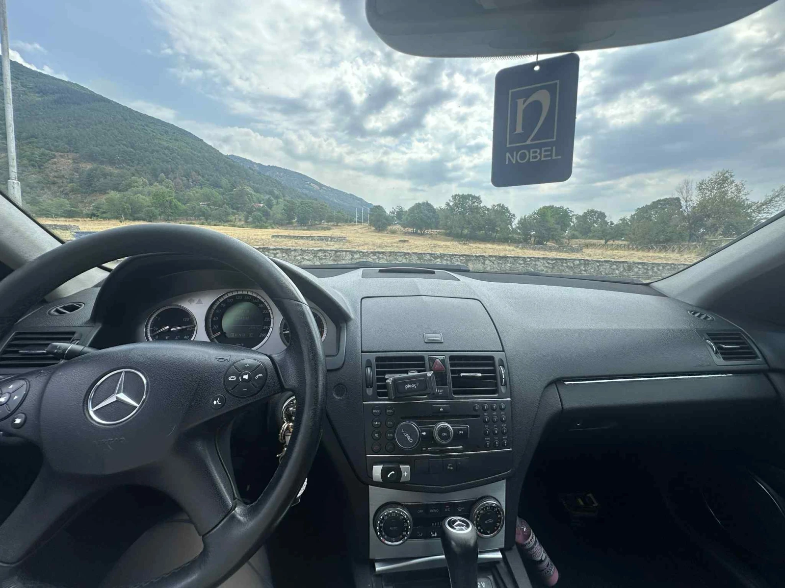 Mercedes-Benz C 200  - изображение 8