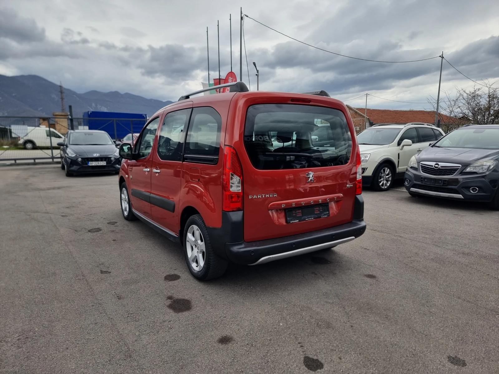 Peugeot Partner 1.6I TEPEE - изображение 4