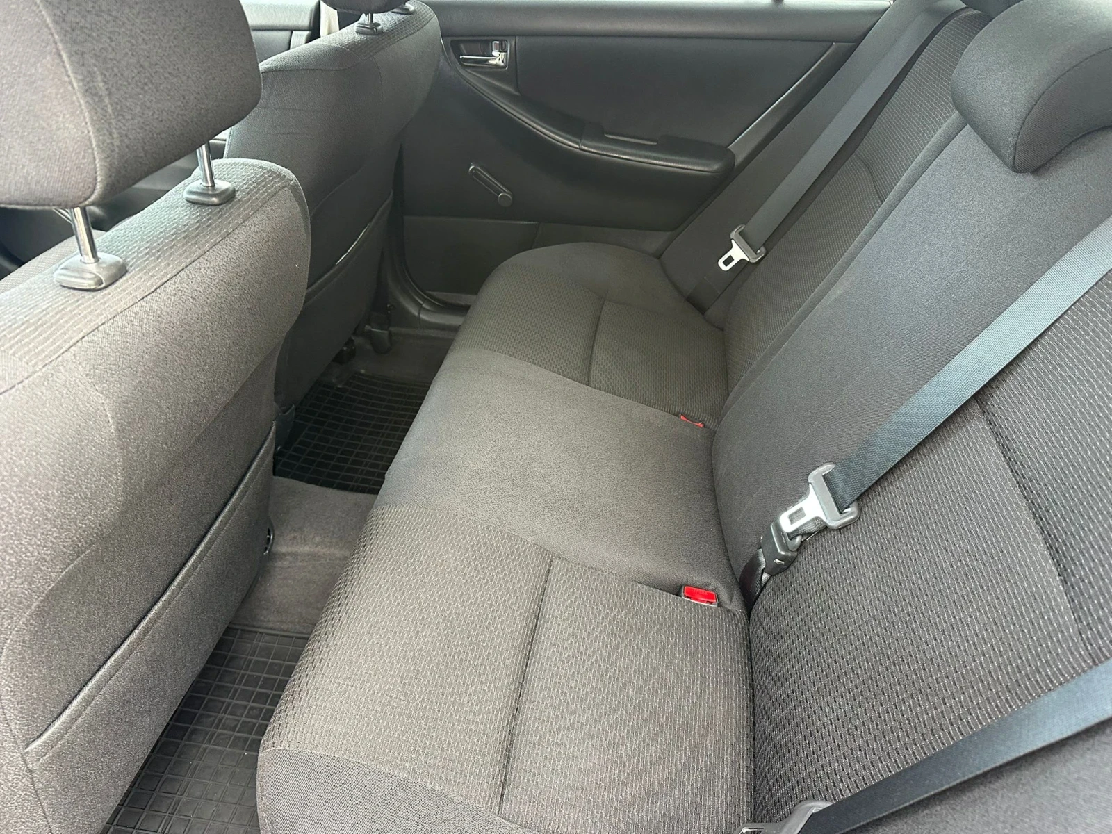 Toyota Corolla 1, 400VVTI EURO4  - изображение 10