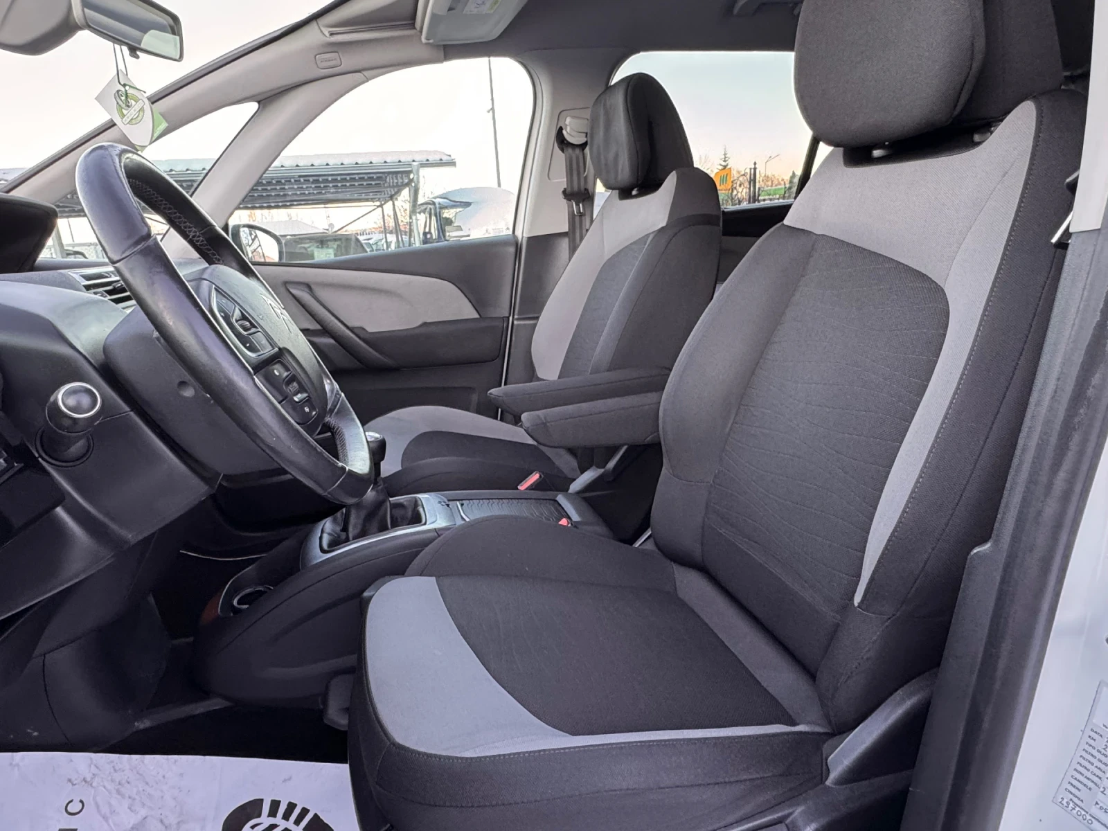 Citroen C4 Picasso 1.6HDI 6+ 1 120к.с. ИТАЛИЯ - изображение 8