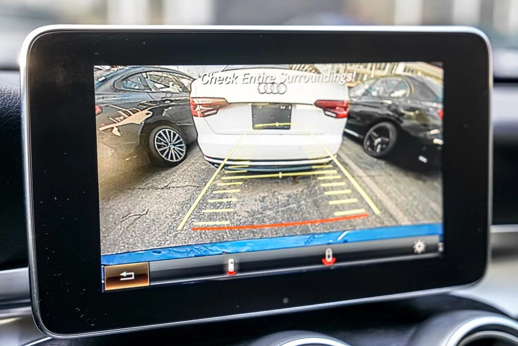 Mercedes-Benz C 300 Sedan* 4MATIC* ����������* (���� �� ��) | Mobile.bg � ����������� 16