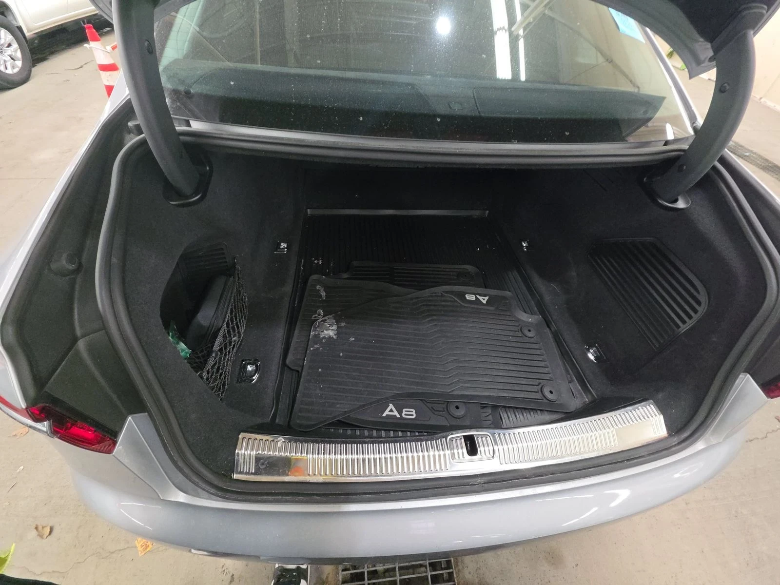 Audi A8 L 3.0T | Mobile.bg � ����������� 17