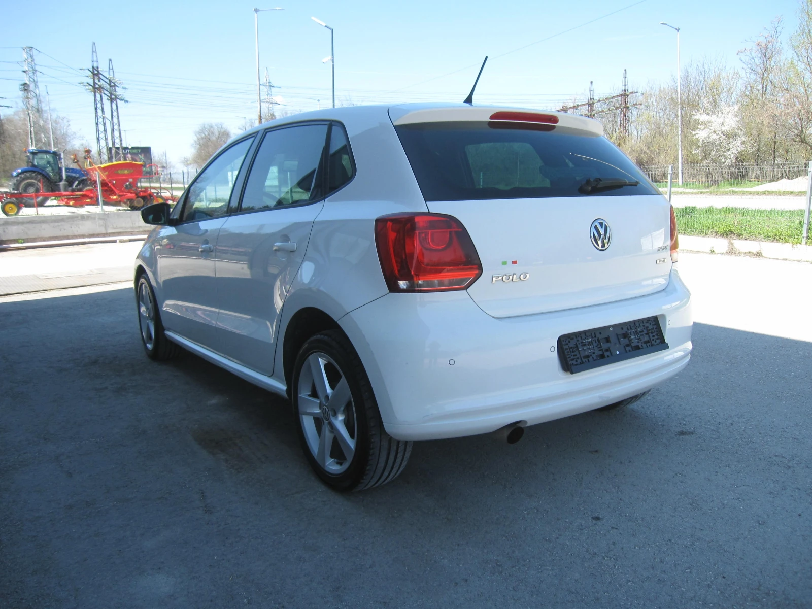 VW Polo 1, 6-Газ.HIGHLINE-SPORT, снимка 3 - Автомобили и джипове - 54097859