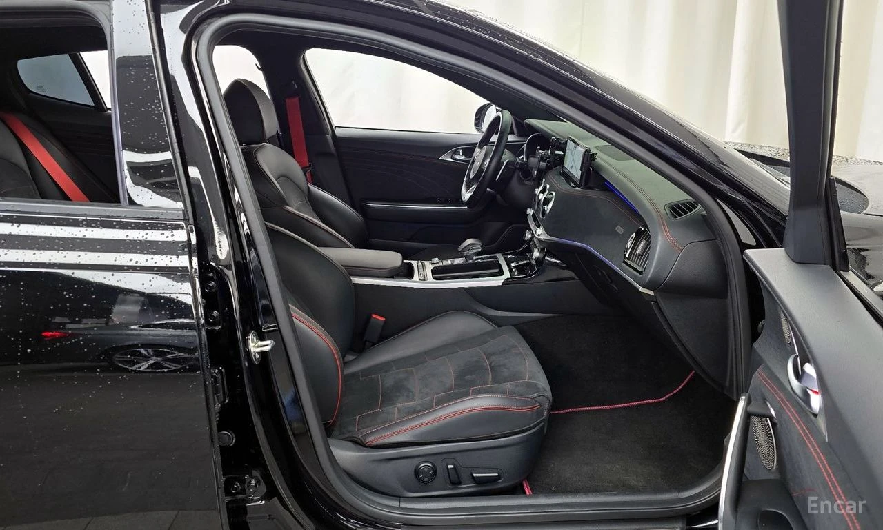 Kia Stinger 3.3* GT* ACRO EDITION* 360 КАМЕРИ* ОБДУХВАНЕ* ПАНО, снимка 9 - Автомобили и джипове - 54512863