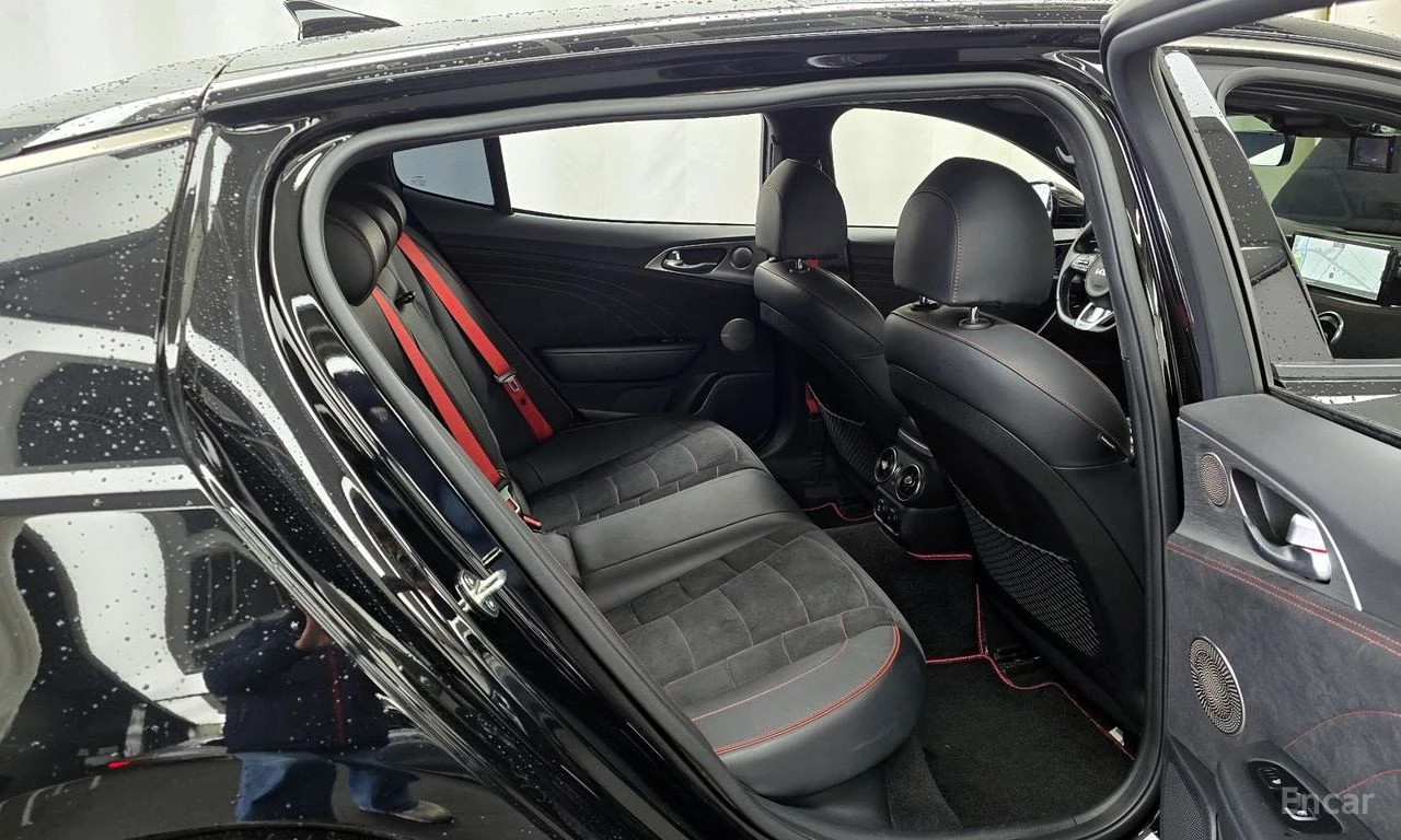 Kia Stinger 3.3* GT* ACRO EDITION* 360 КАМЕРИ* ОБДУХВАНЕ* ПАНО, снимка 16 - Автомобили и джипове - 54512863